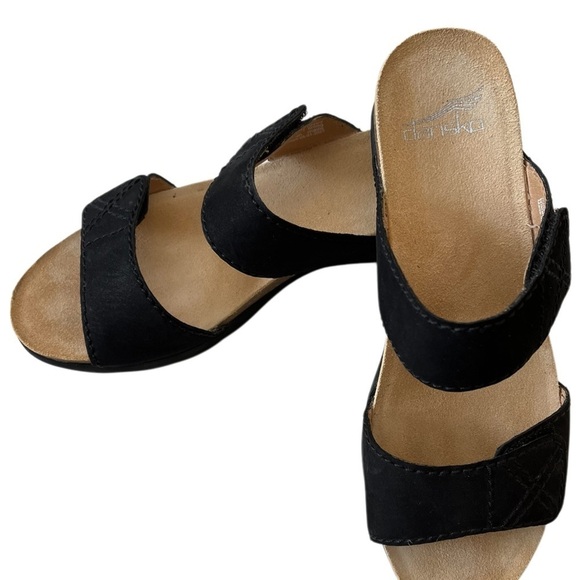 Dansko Maddy Black Strappy Leather Cork Sandals Size 38 US 7-7.5 Comfort Womens - Picture 5 of 14
